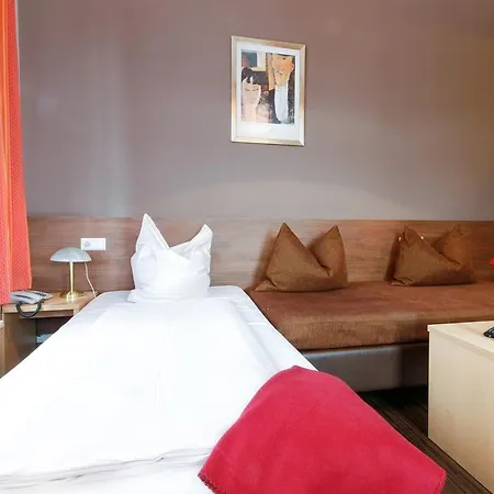 Am Tiergarten فندق