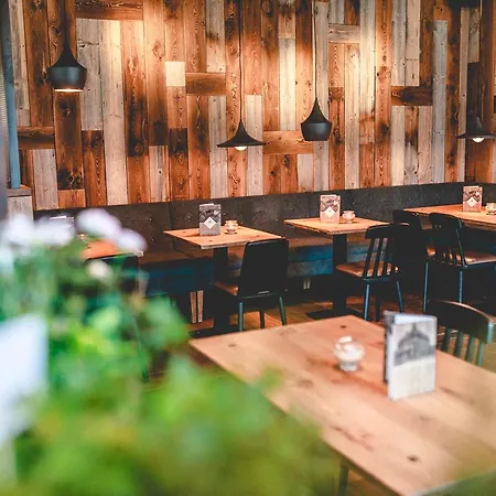 Am Tiergarten فندق 3*