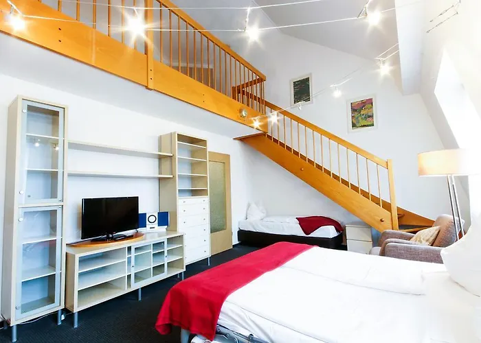 Am Tiergarten 3* カールスルーエ